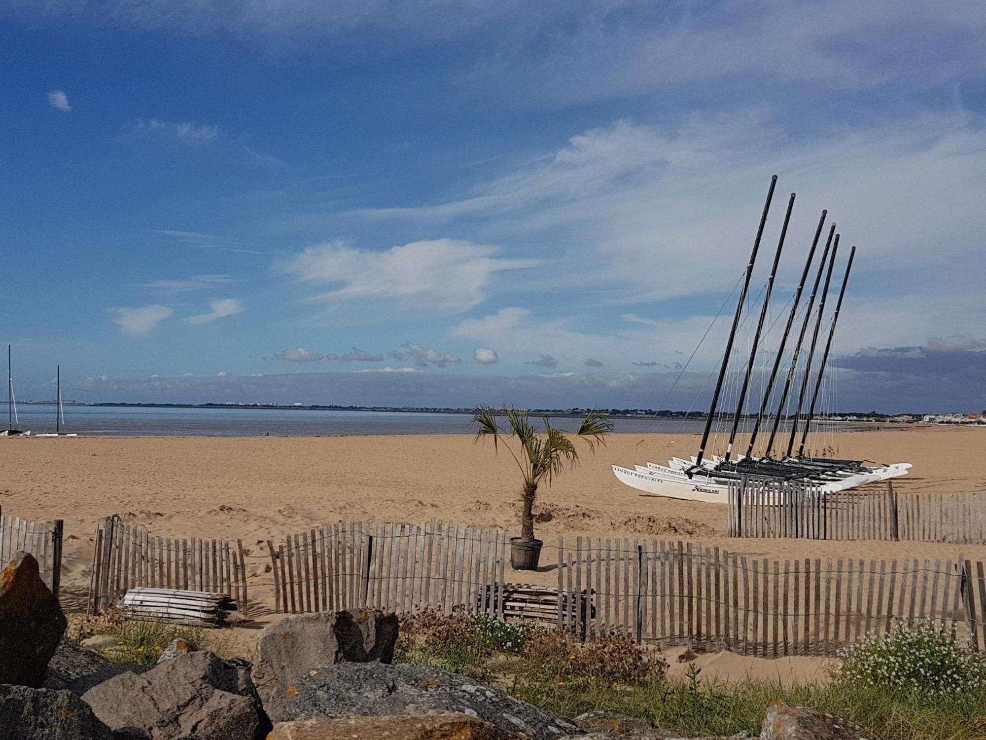 Duplex 3 Pieces A Deux Pas De La Plage Avec Parking - 4 Pers - Fr-1-706-16 Châtelaillon-Plage Exteriér fotografie
